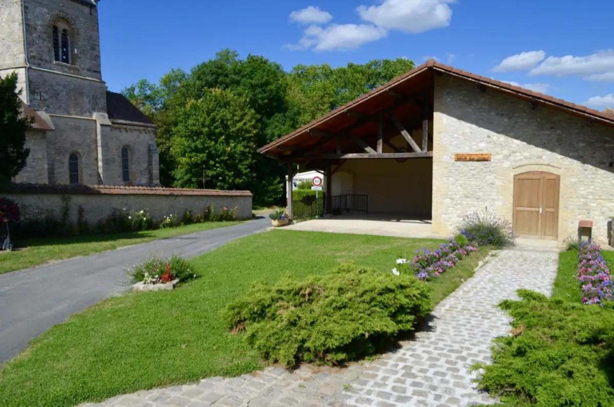 Agreable Maison Petit Jardin A 7 Minutes De Reims Pargny-les-Reims Exterior foto